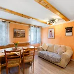 72 Apartman Padola