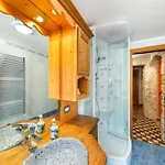 72 Apartman Padola